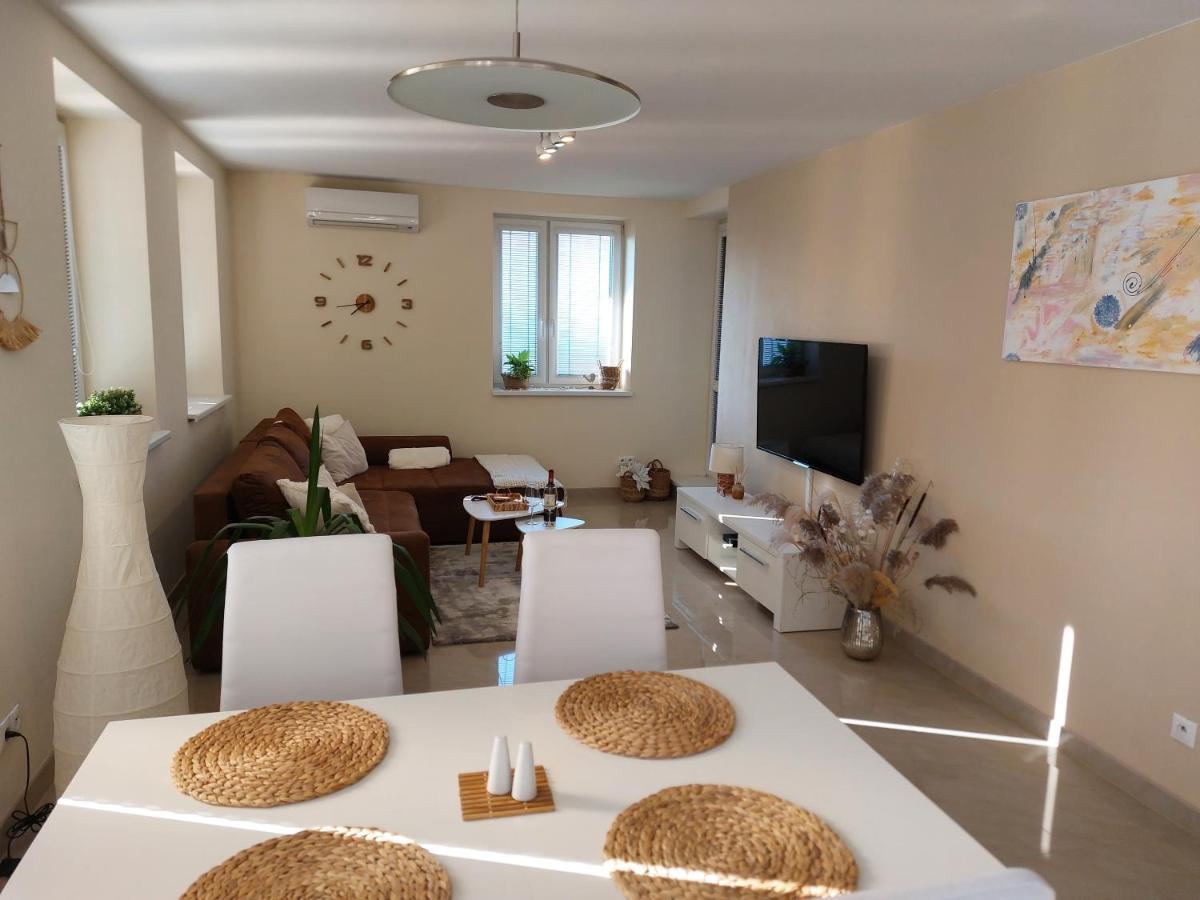 Frašták apartment Hlohovec Esterno foto